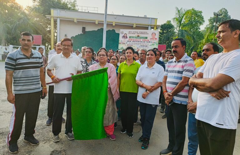 योग जनजागरूकता रैली में उमड़ा जनसैलाब, स्वस्थ जीवन का दिया संदेश