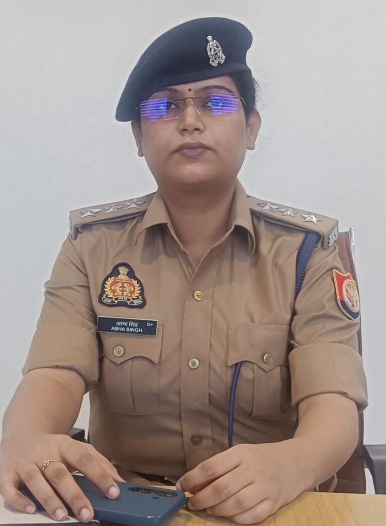 पुलिस महकमे में आंशिक फेरबदल नवागत आभा सिंह बनीं सीओ कैंट