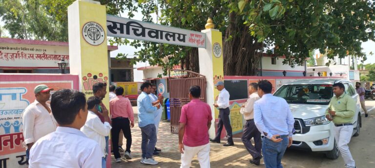 उप निदेशक पंचायत ने विकास कार्यों और पंचायत भवनों का किया निरीक्षण