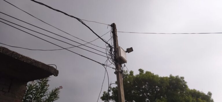 नगर की विद्युत व्यवस्था ध्वस्त जनता परेशान