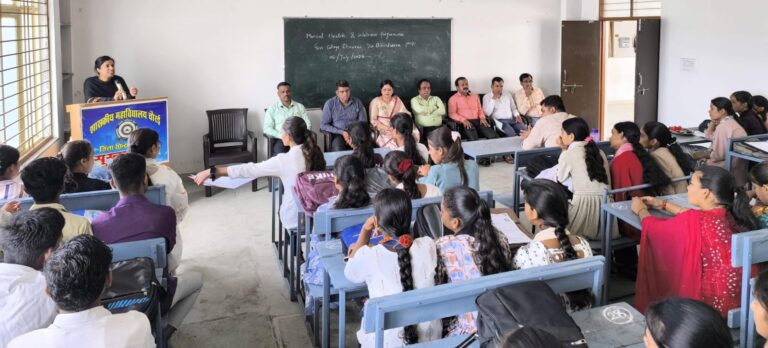 चौरई महाविद्यालय में नवप्रवेशी विद्यार्थियों के लिए मानसिक स्वास्थ्य कार्यशाला, तनावमुक्त जीवनशैली अपनाने का दिया संदेश