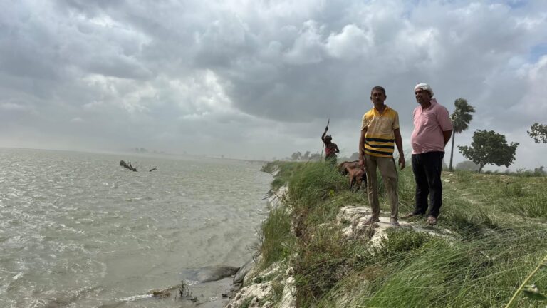 घाघरा में तेज हुआ कटान, सुरक्षा इंतजाम न होने से किसानों में बढ़ी चिंता