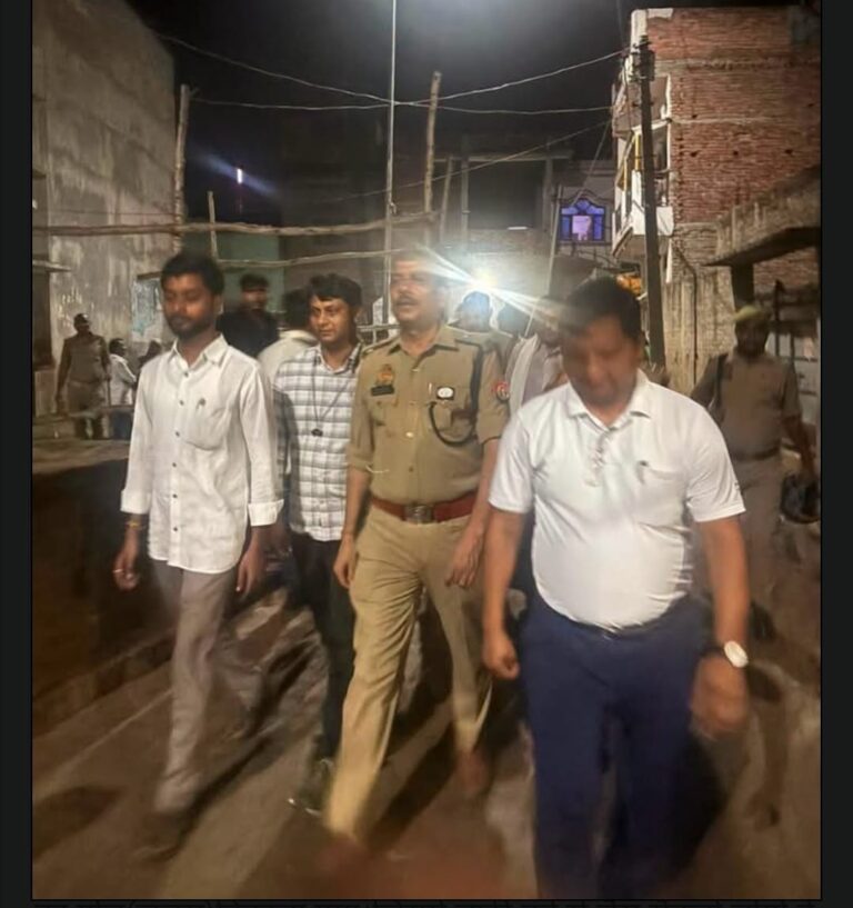 कड़ी सुरक्षा के बीच निकला सातवीं का गोल, जय महावीर के जयघोष से गूंजा सिकंदरपुर